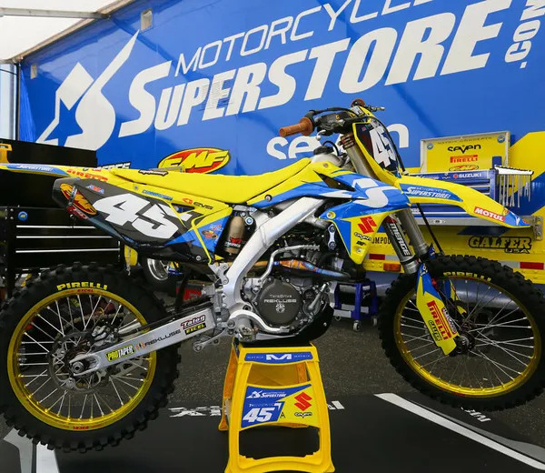 Suzuki graphics