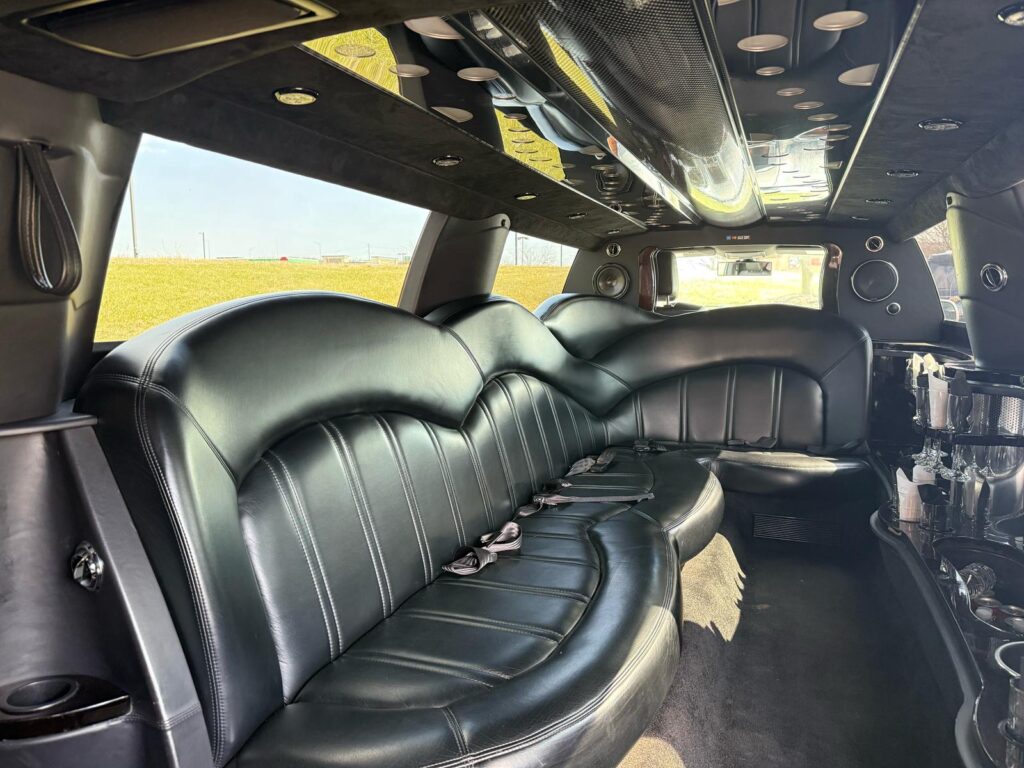 Luxury Transportation Service Gilberts Woodstock