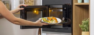 microwave oven